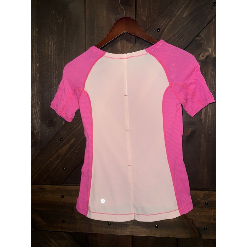 Lululemon 2‎ Silver Lining SS Shirt Pinkelicious Parfait Pink Silverescent